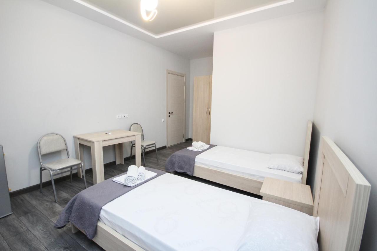 Guest House 99 Батуми Екстериор снимка