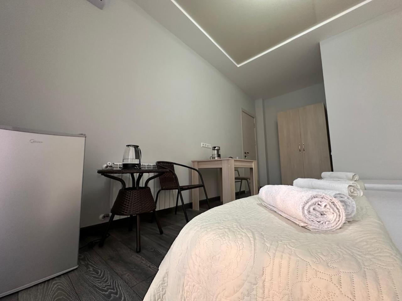 Guest House 99 Батуми Екстериор снимка