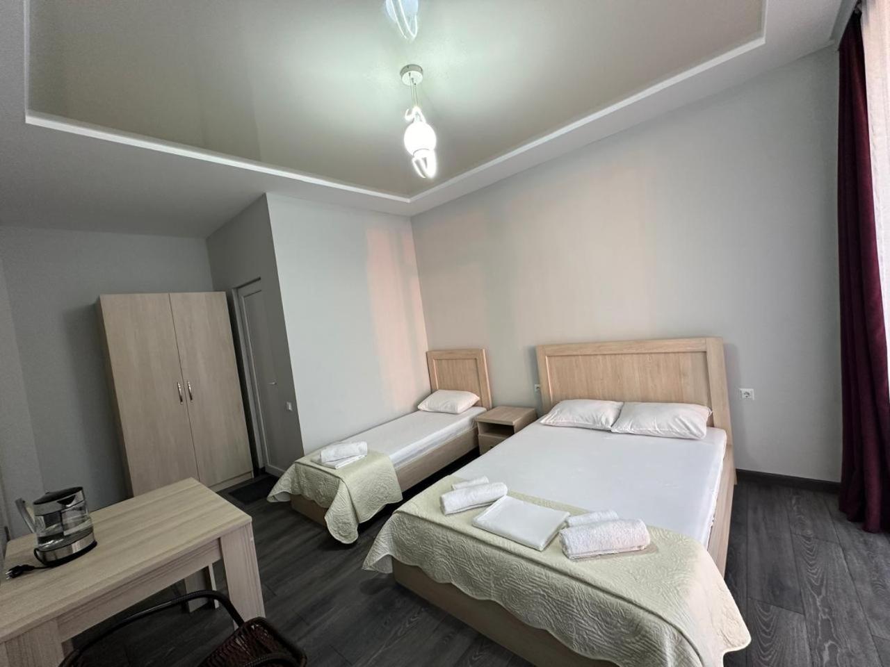 Guest House 99 Батуми Екстериор снимка